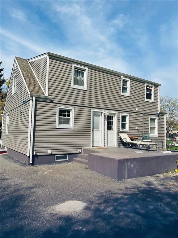 Huntington Station, New York, 11746, United States, 5 Bedrooms Bedrooms, ,2 BathroomsBathrooms,Residential,For Sale,1980948