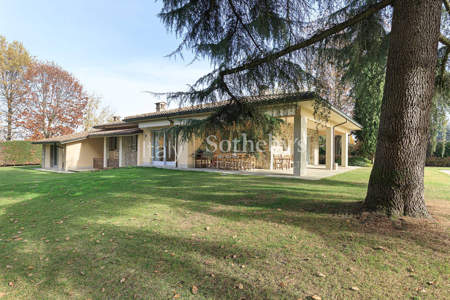  Villa with swimming pool and private woodland in the Trebbia Valley, south of - 物件實景