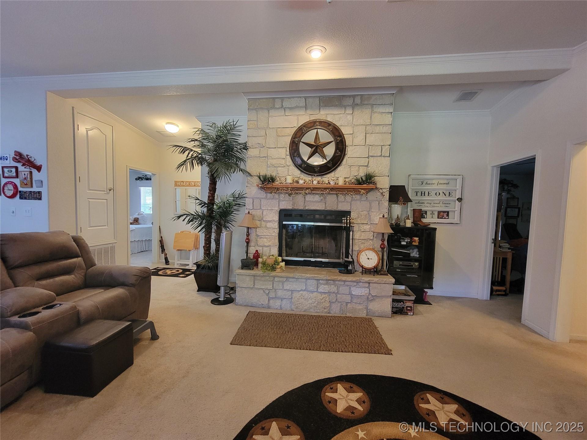 Gans, Oklahoma, 74936, United States, 4 Bedrooms Bedrooms, ,3 BathroomsBathrooms,Residential,For Sale,1981640