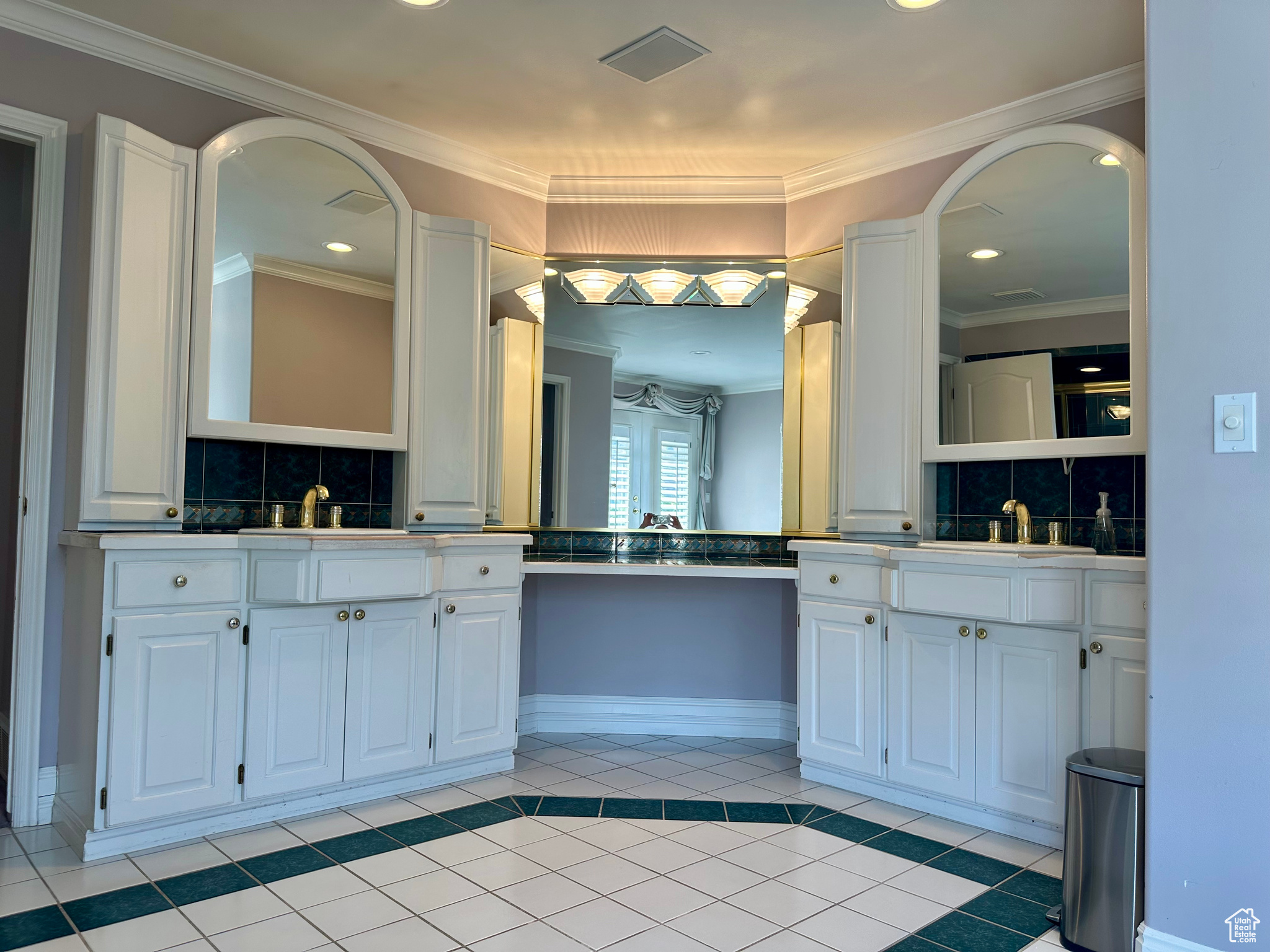 Logan, Utah, 84321, United States, 6 Bedrooms Bedrooms, ,7 BathroomsBathrooms,Residential,For Sale,1975254