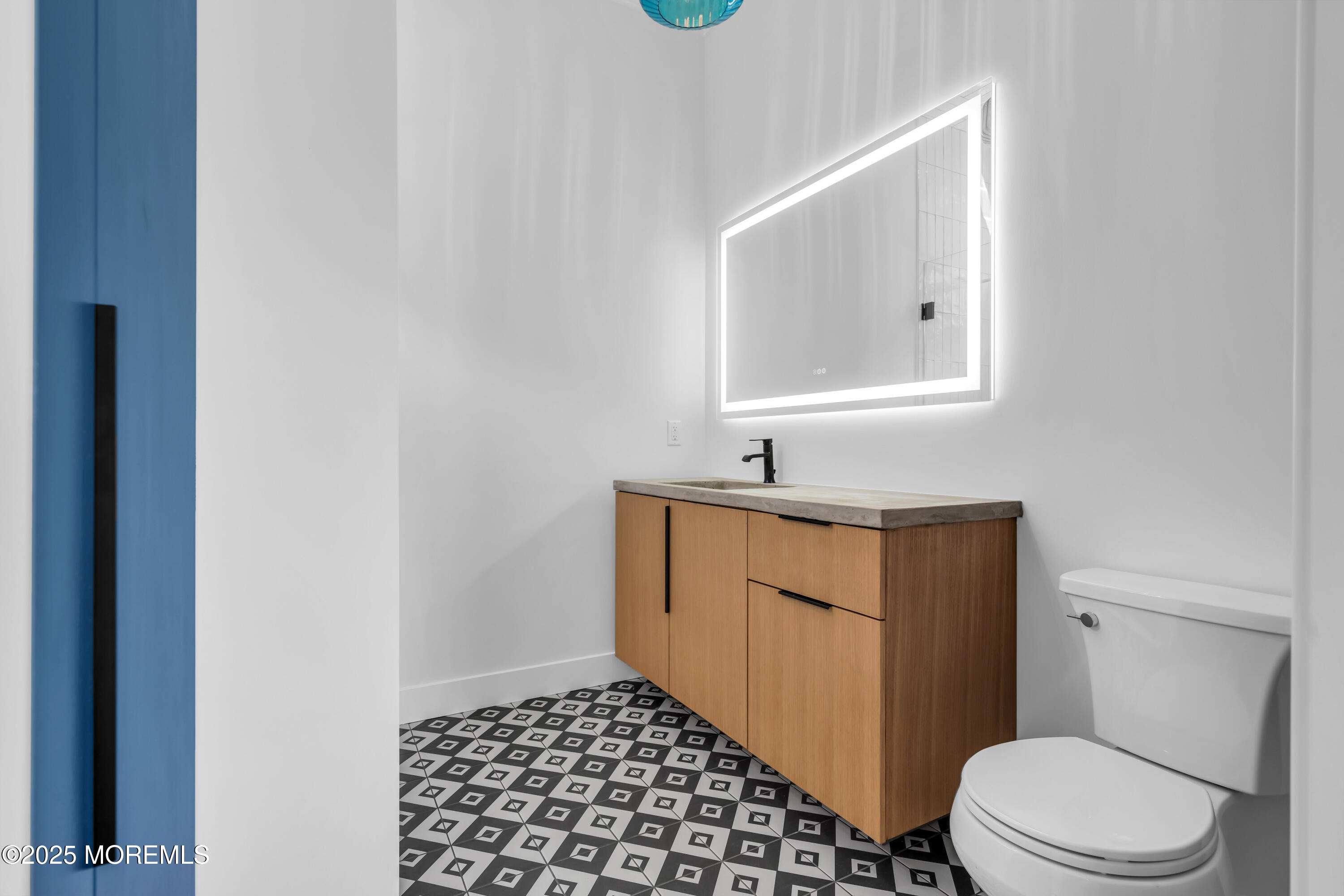 Fair Haven, New Jersey, 07704, United States, 1 Bedroom Bedrooms, ,2 BathroomsBathrooms,Residential,For Sale,1901766