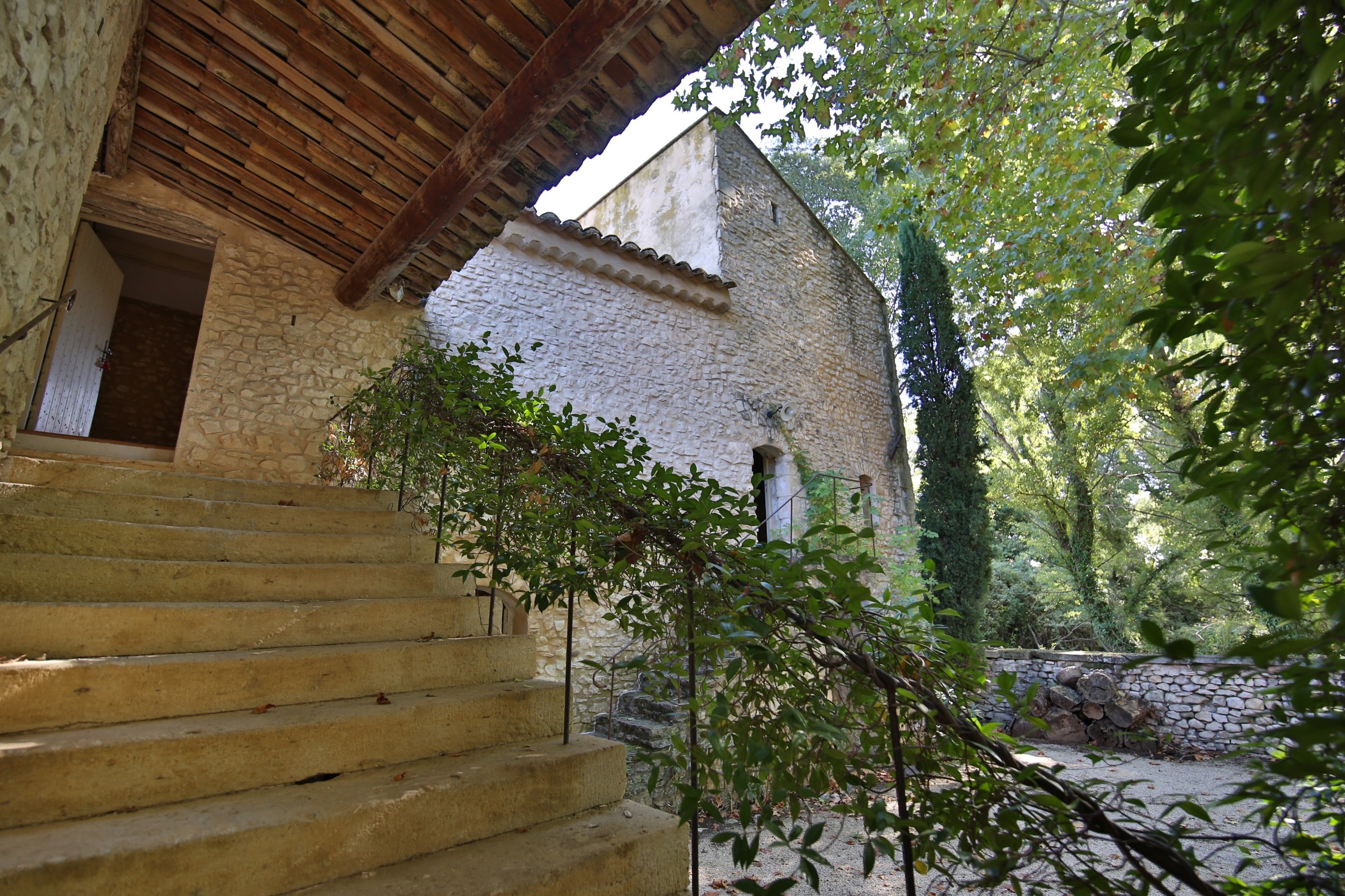  18th-century farmhouse, swimming pool, and 2 hectares of land - 物件實景