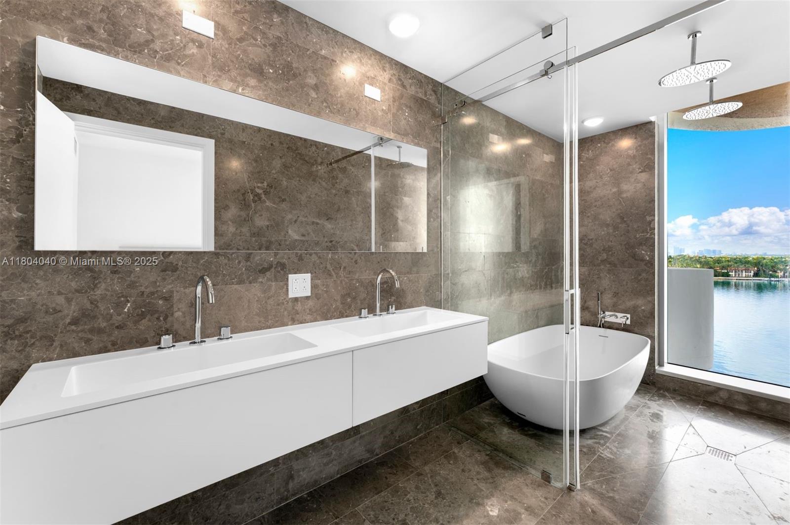 Miami Beach, Florida, 33141, United States, 2 Bedrooms Bedrooms, ,3 BathroomsBathrooms,Residential,For Sale,1828109