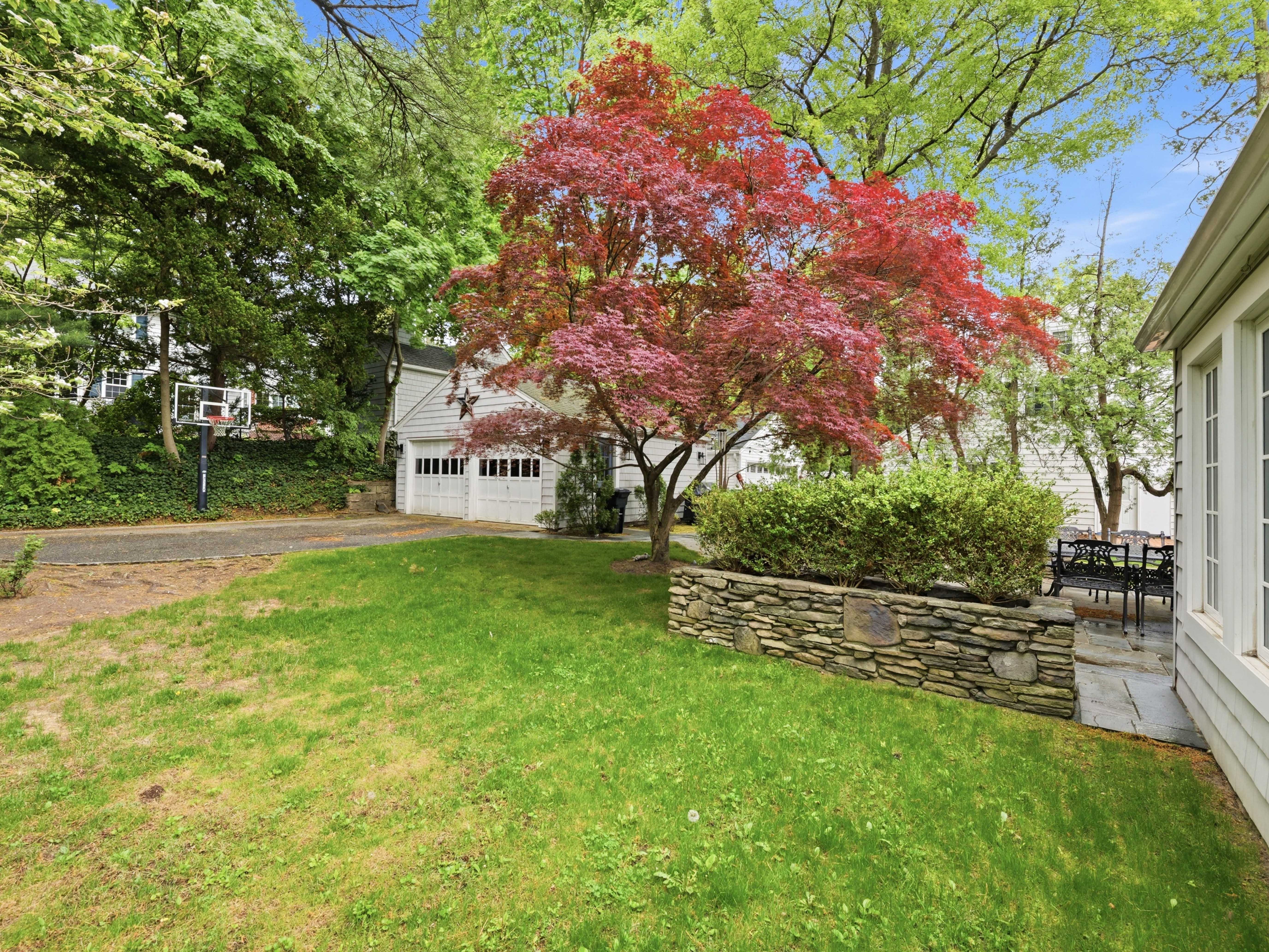  2 Longview Road, Port Washington, NY, 11050 - 物件實景