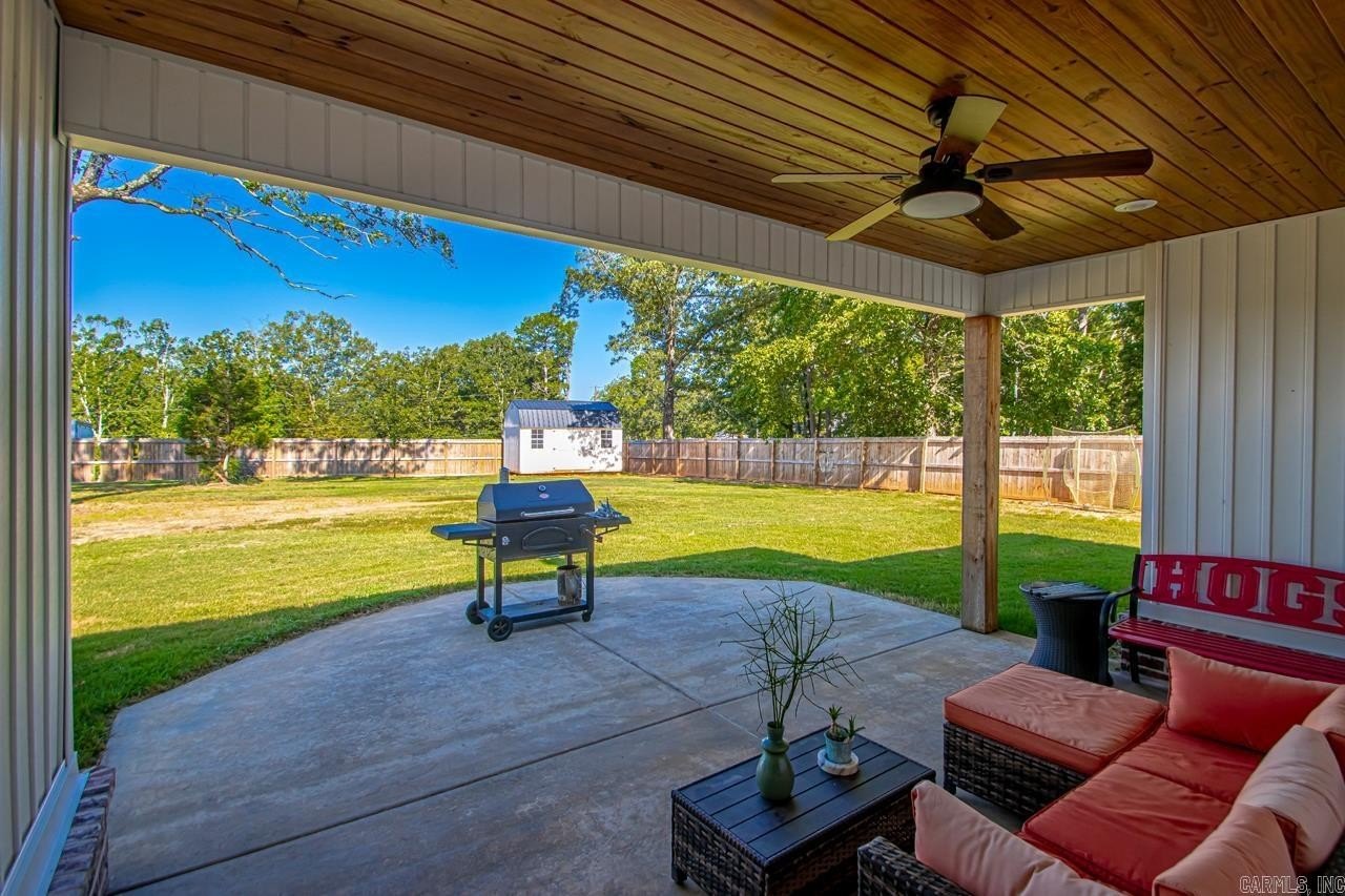Benton, Arkansas, 72019, United States, 4 Bedrooms Bedrooms, ,3 BathroomsBathrooms,Residential,For Sale,1929147