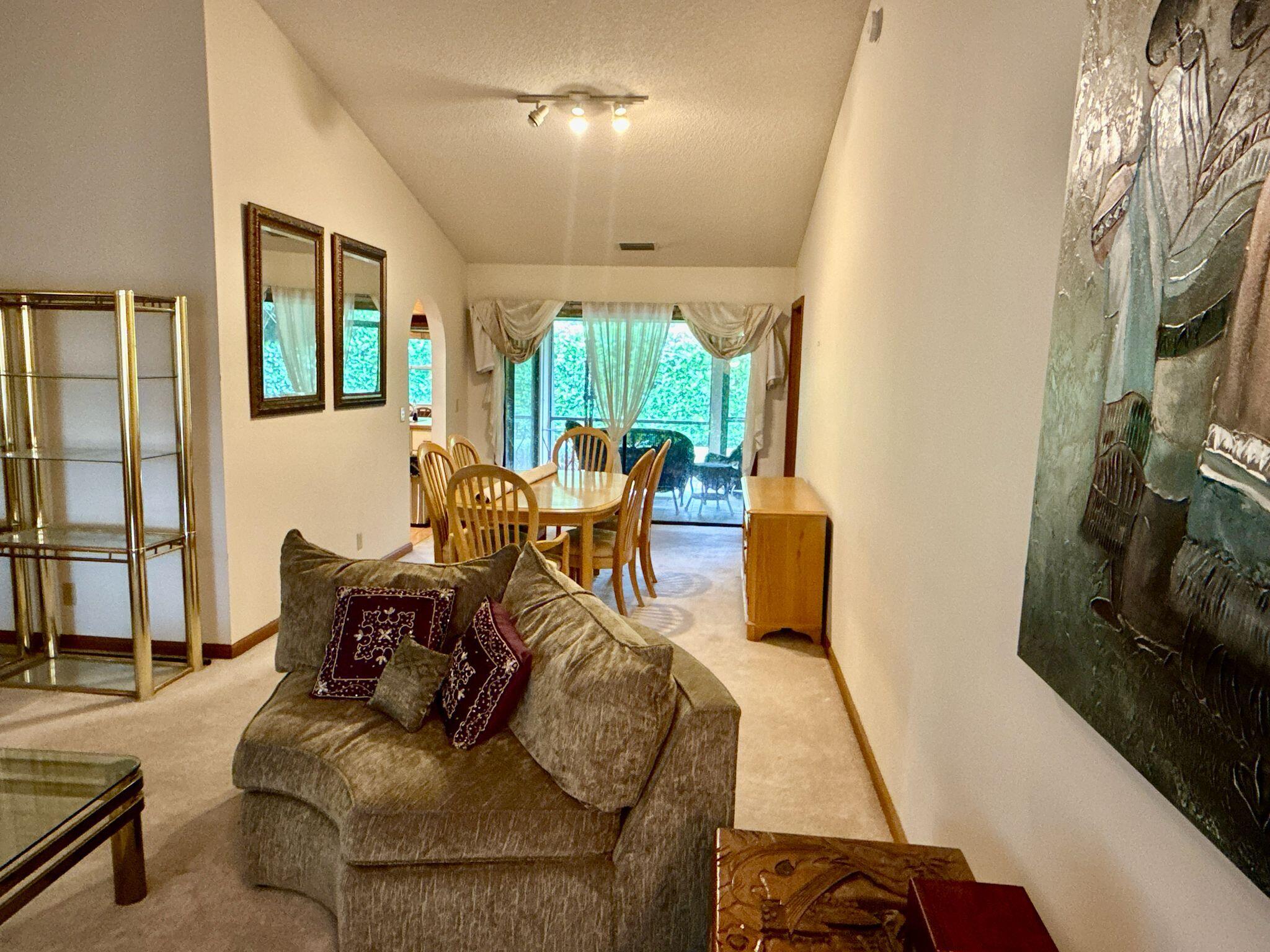 Jupiter, Florida, 33458, United States, 4 Bedrooms Bedrooms, ,3 BathroomsBathrooms,Residential,For Sale,1987806