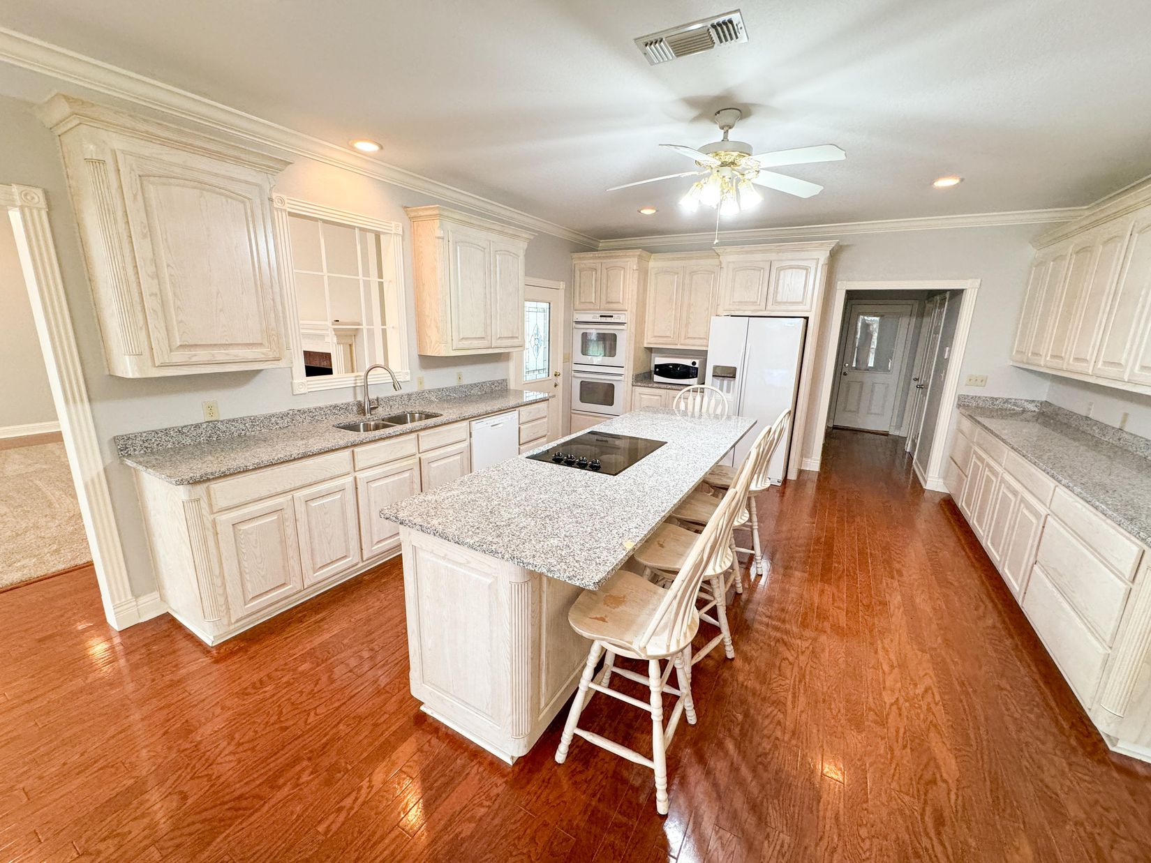 Bivins, Texas, 75551, United States, 3 Bedrooms Bedrooms, ,3 BathroomsBathrooms,Residential,For Sale,1915929