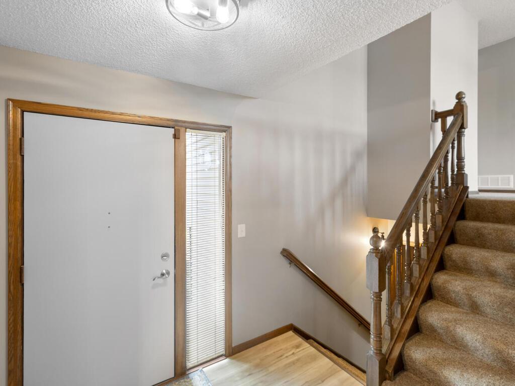 Maple Grove, Minnesota, 55369, United States, 5 Bedrooms Bedrooms, ,1 BathroomBathrooms,Residential,For Sale,1941602