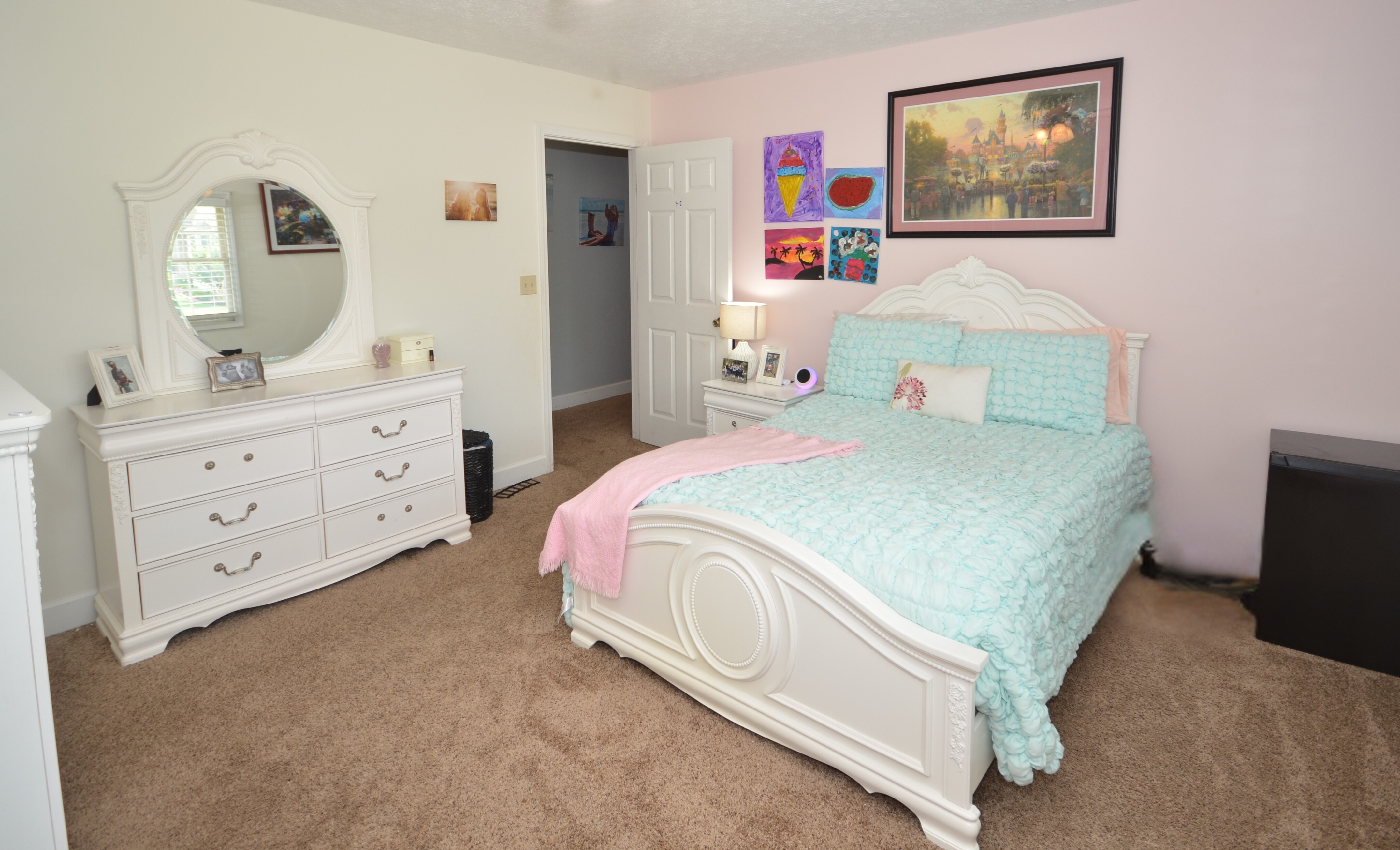 Kodak, Tennessee, 37764, United States, 4 Bedrooms Bedrooms, ,3 BathroomsBathrooms,Residential,For Sale,1887737