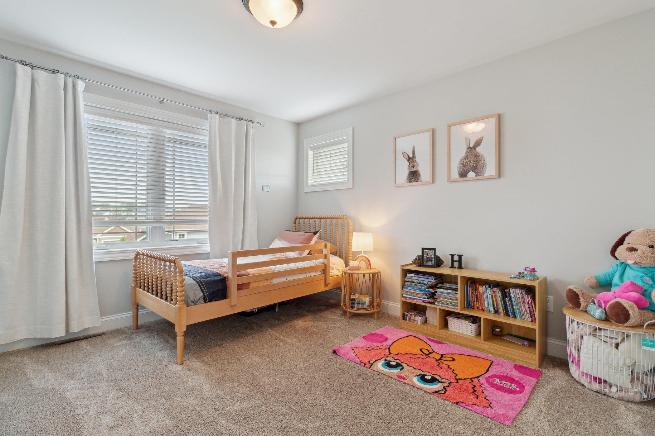 WAUNAKEE, Wisconsin, 53597, United States, 4 Bedrooms Bedrooms, ,4 BathroomsBathrooms,Residential,For Sale,1927061