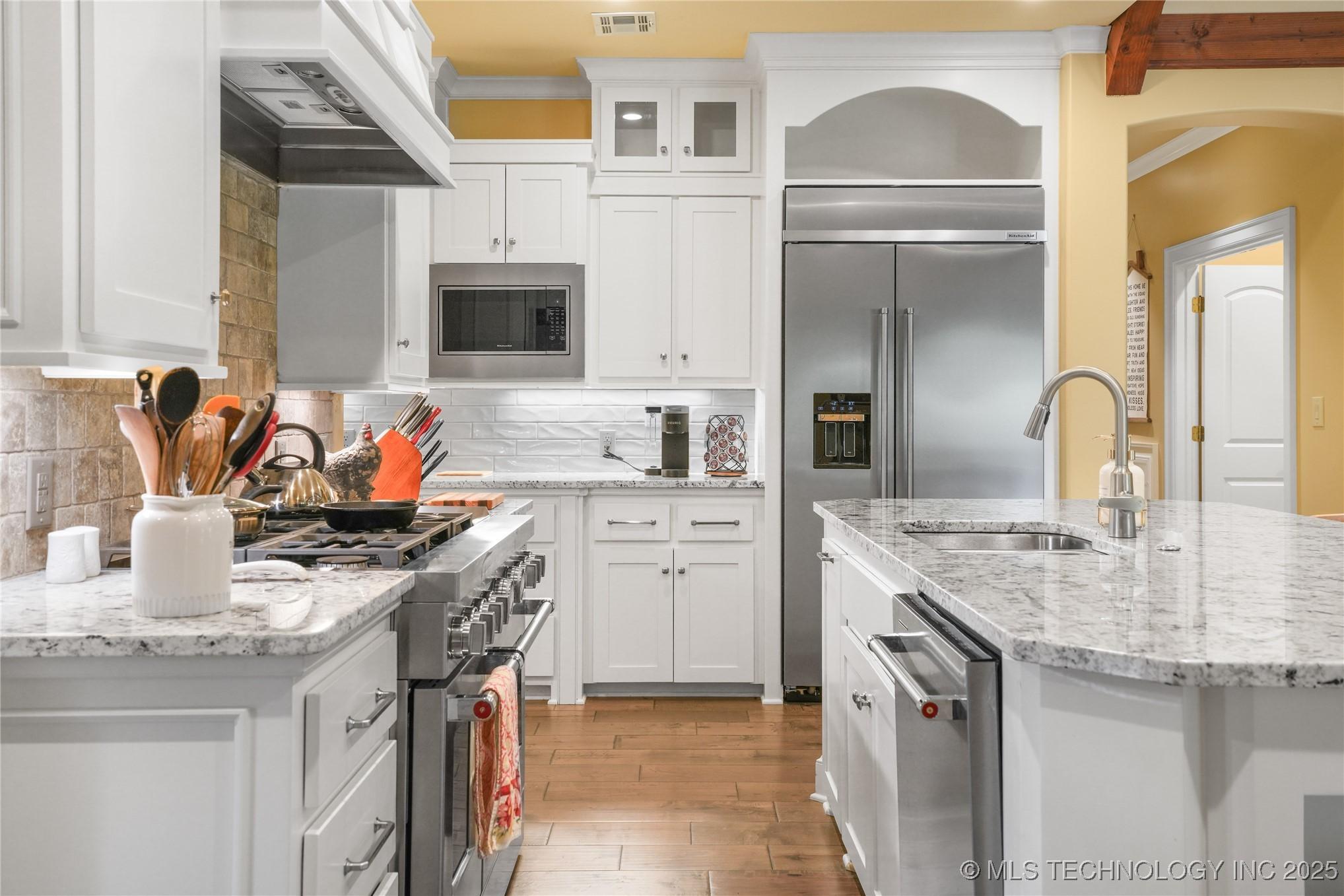 Muskogee, Oklahoma, 74403, United States, 4 Bedrooms Bedrooms, ,5 BathroomsBathrooms,Residential,For Sale,1980676