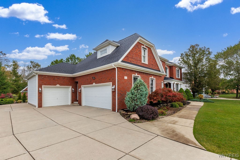 Grand Island, New York, 14072, United States, 4 Bedrooms Bedrooms, ,5 BathroomsBathrooms,Residential,For Sale,1975944