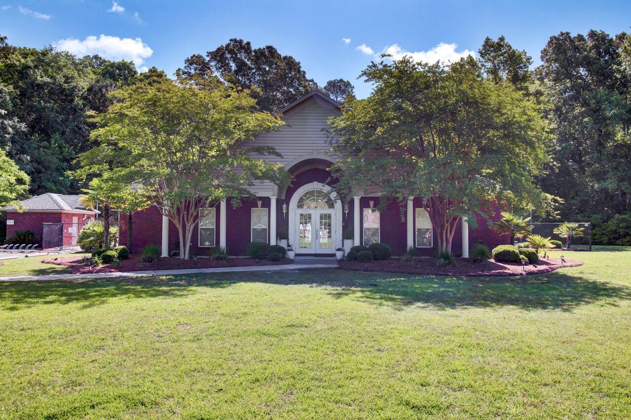 North Charleston, South Carolina, 29420, United States, 5 Bedrooms Bedrooms, ,4 BathroomsBathrooms,Residential,For Sale,1942207