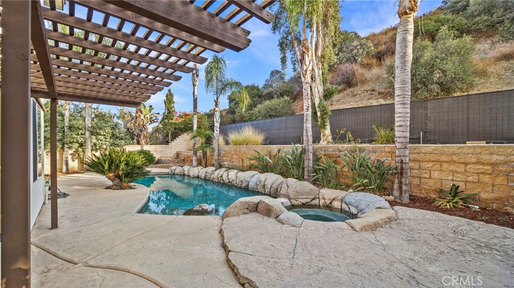 Corona, California, 92883, United States, 3 Bedrooms Bedrooms, ,2 BathroomsBathrooms,Residential,For Sale,2027517