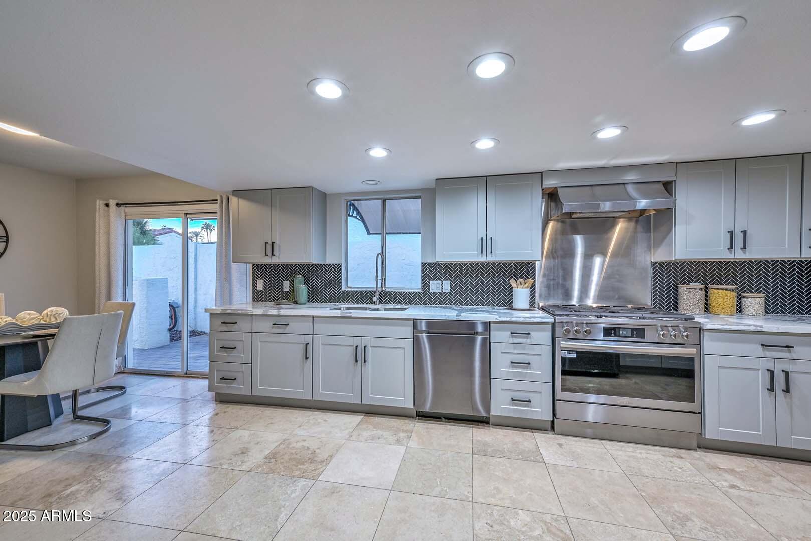 Scottsdale, Arizona, 85250, United States, 3 Bedrooms Bedrooms, ,3 BathroomsBathrooms,Residential,For Sale,1987857