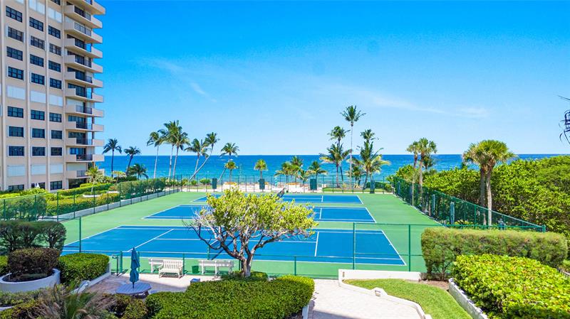 Lauderdale By The Sea, Florida, 33308, United States, 2 Bedrooms Bedrooms, ,2 BathroomsBathrooms,Residential,For Sale,1898422