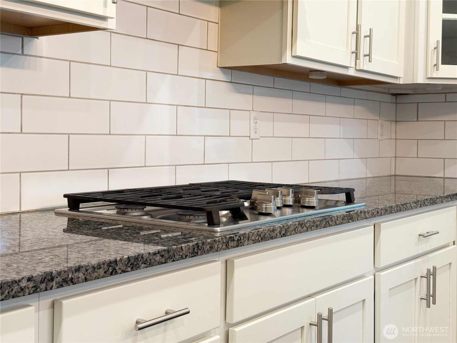 Bonney Lake, Washington, 98391, United States, 4 Bedrooms Bedrooms, ,3 BathroomsBathrooms,Residential,For Sale,2002531