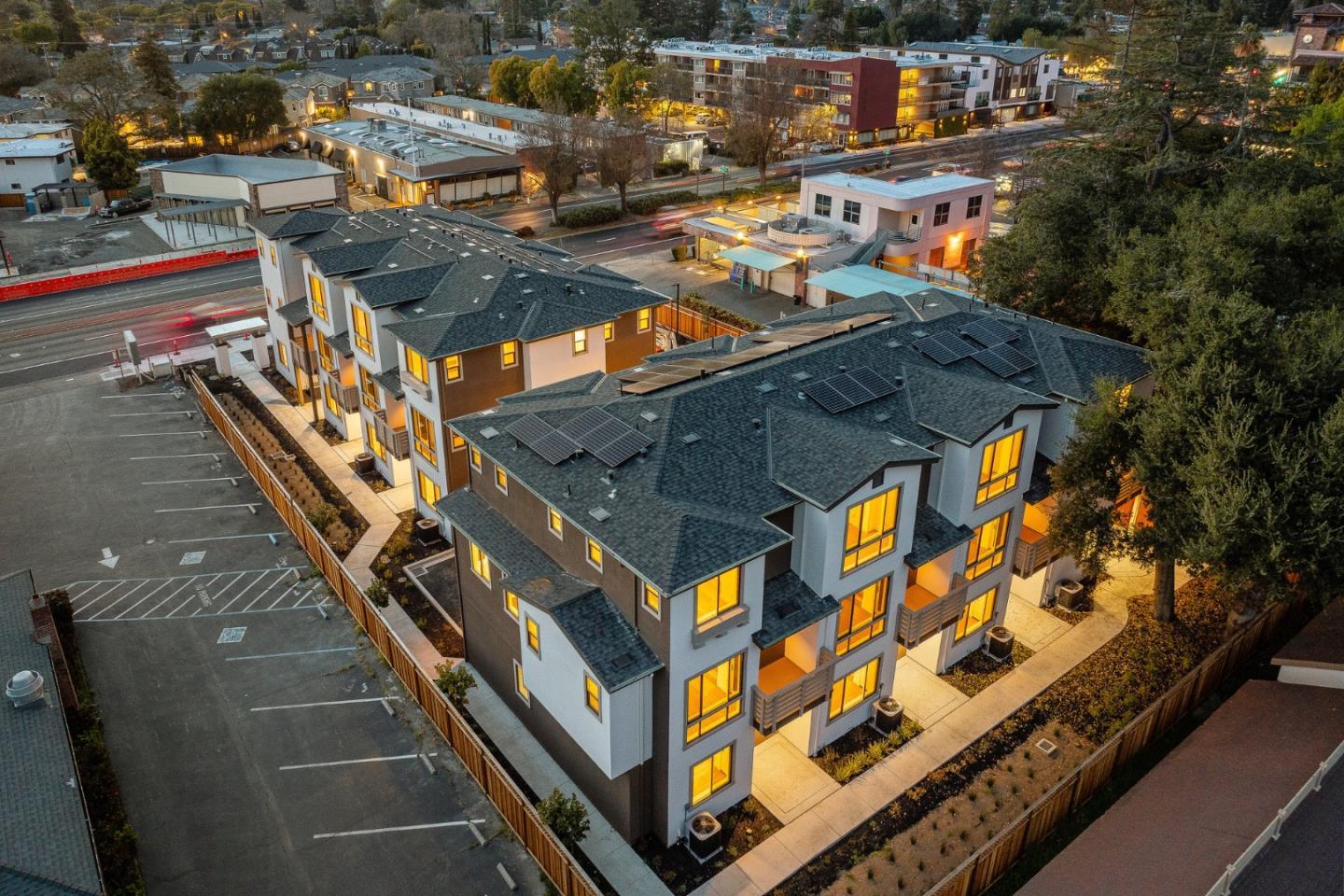 Redwood City, California, 94061, United States, 4 Bedrooms Bedrooms, ,3 BathroomsBathrooms,Residential,For Sale,1988183