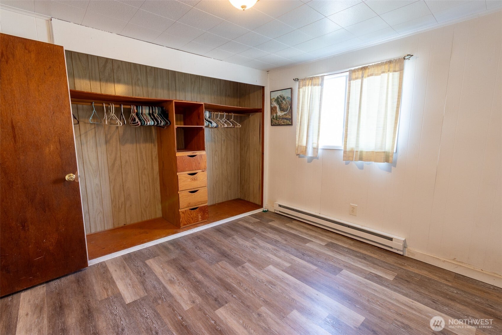 Tonasket, Washington, 98855, United States, ,Residential,For Sale,2001700