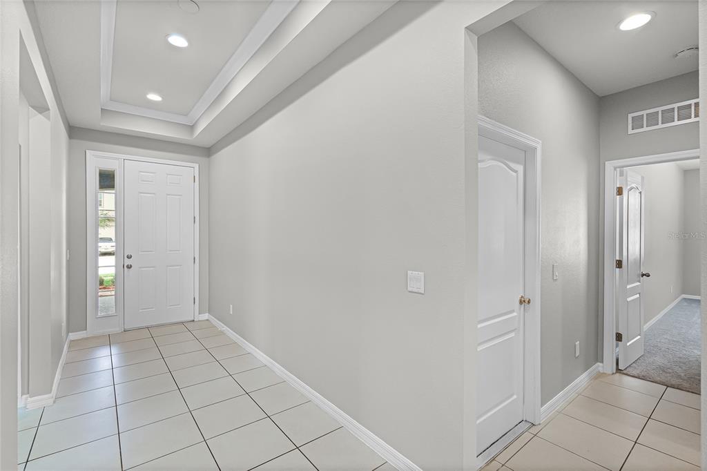 Apopka, Florida, 32712, United States, 4 Bedrooms Bedrooms, ,3 BathroomsBathrooms,Residential,For Sale,1940154