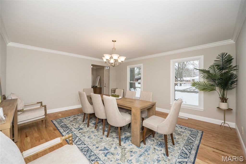 Ellisville, Missouri, 63011, United States, 4 Bedrooms Bedrooms, ,3 BathroomsBathrooms,Residential,For Sale,2002113