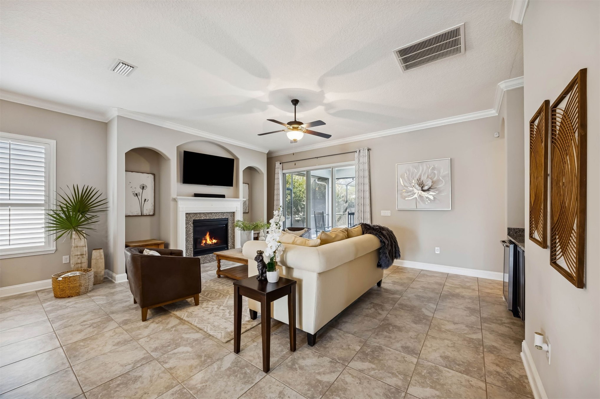 Fernandina Beach, Florida, 32034, United States, 4 Bedrooms Bedrooms, ,3 BathroomsBathrooms,Residential,For Sale,2022820