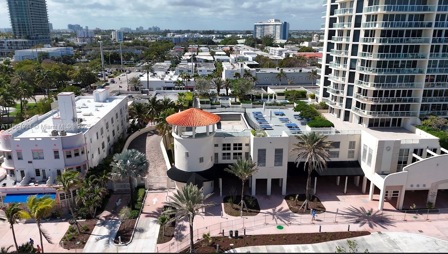Miami Beach, Florida, 33141, United States, 2 Bedrooms Bedrooms, ,2 BathroomsBathrooms,Residential,For Sale,1927404