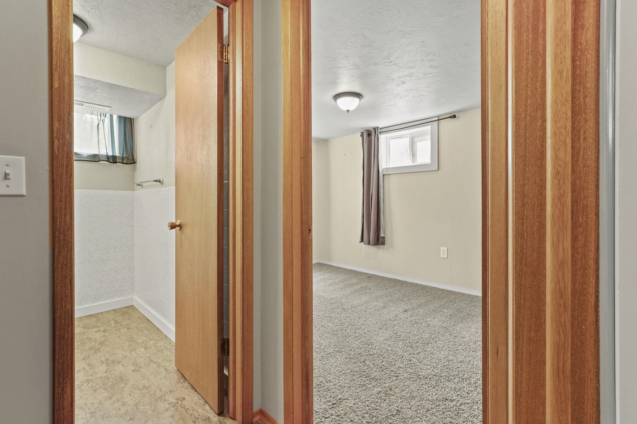 Spokane, Washington, 99208, United States, 4 Bedrooms Bedrooms, ,3 BathroomsBathrooms,Residential,For Sale,1938722