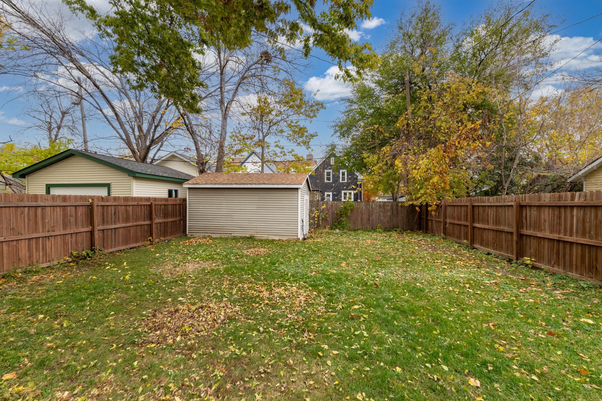 Saint Paul, Minnesota, 55102, United States, ,Residential,For Sale,1989124