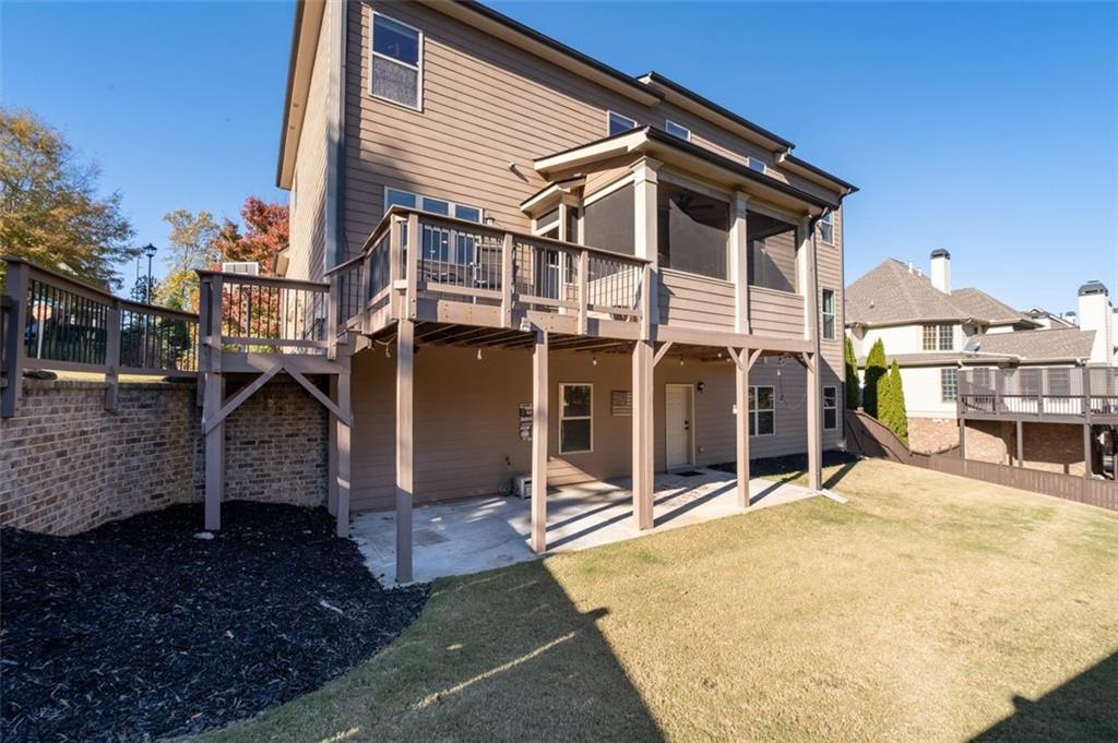 Buford, Georgia, 30518, United States, 6 Bedrooms Bedrooms, ,5 BathroomsBathrooms,Residential,For Sale,1987580