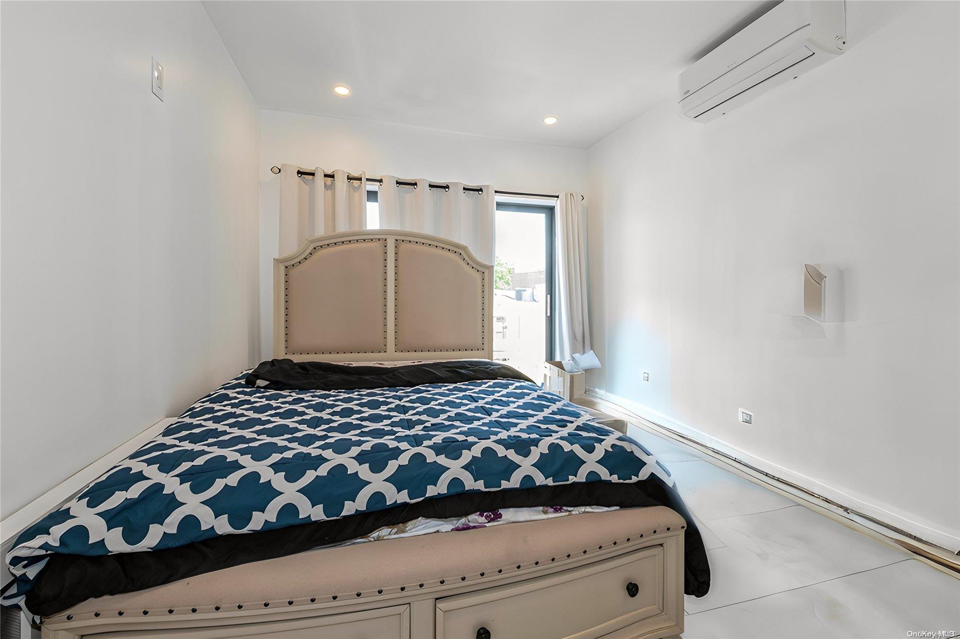 Brooklyn, New York, 11214, United States, ,Residential,For Sale,1731736