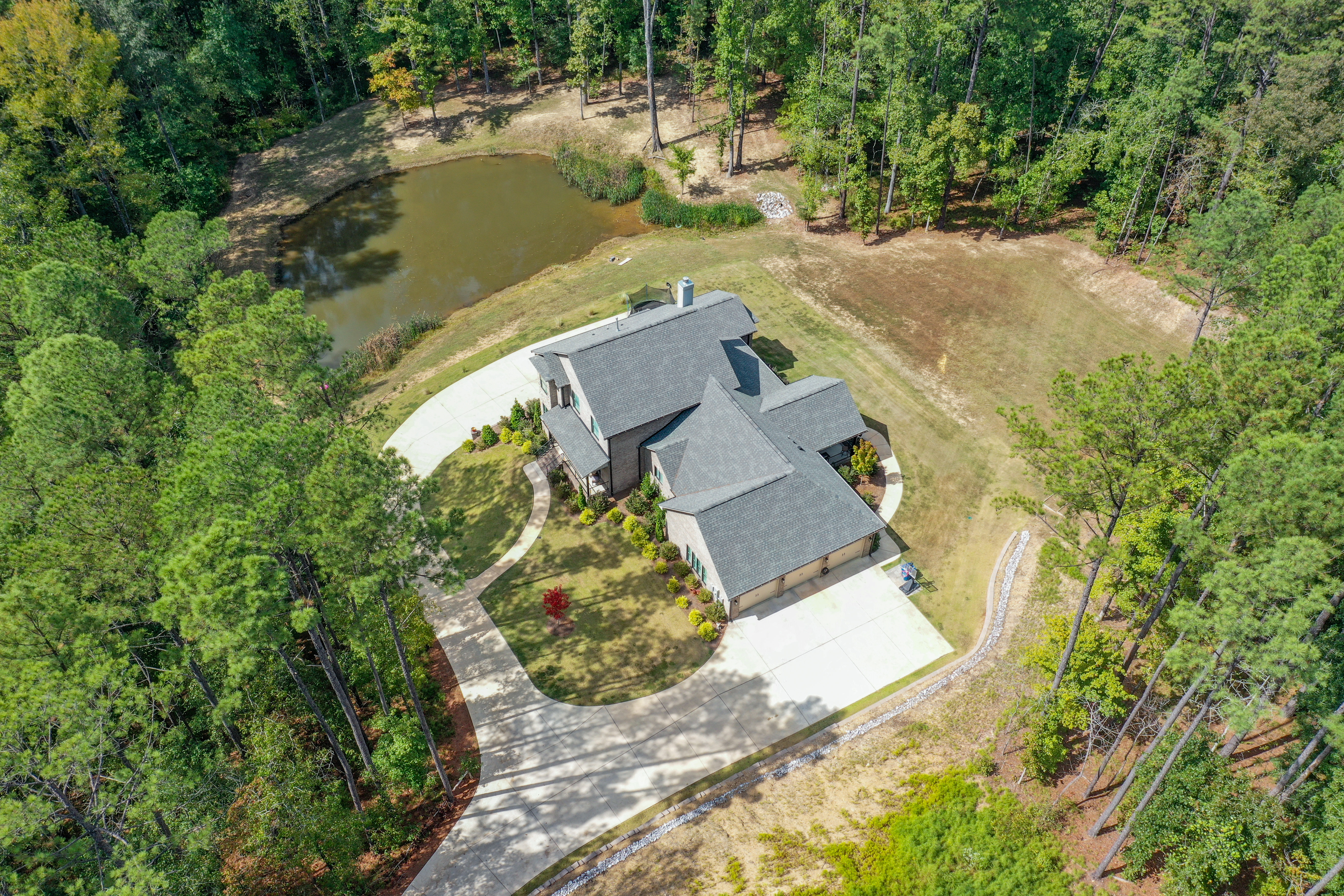 Helena, Alabama, 35080, United States, 5 Bedrooms Bedrooms, ,5 BathroomsBathrooms,Residential,For Sale,1979427