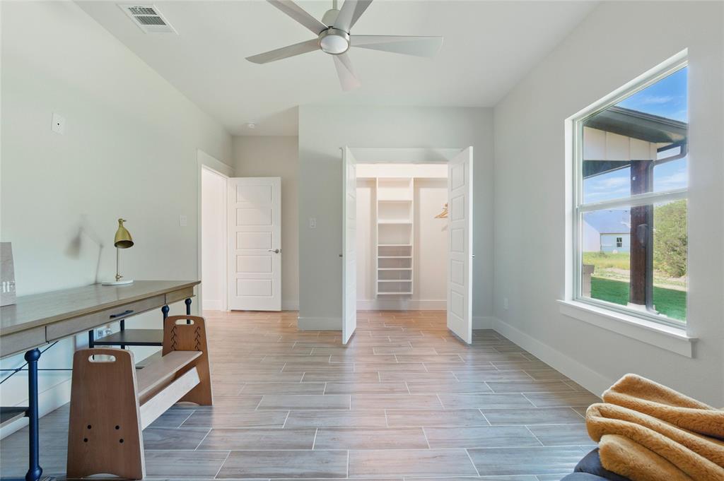 Weatherford, Texas, 76087, United States, 4 Bedrooms Bedrooms, ,3 BathroomsBathrooms,Residential,For Sale,1888737