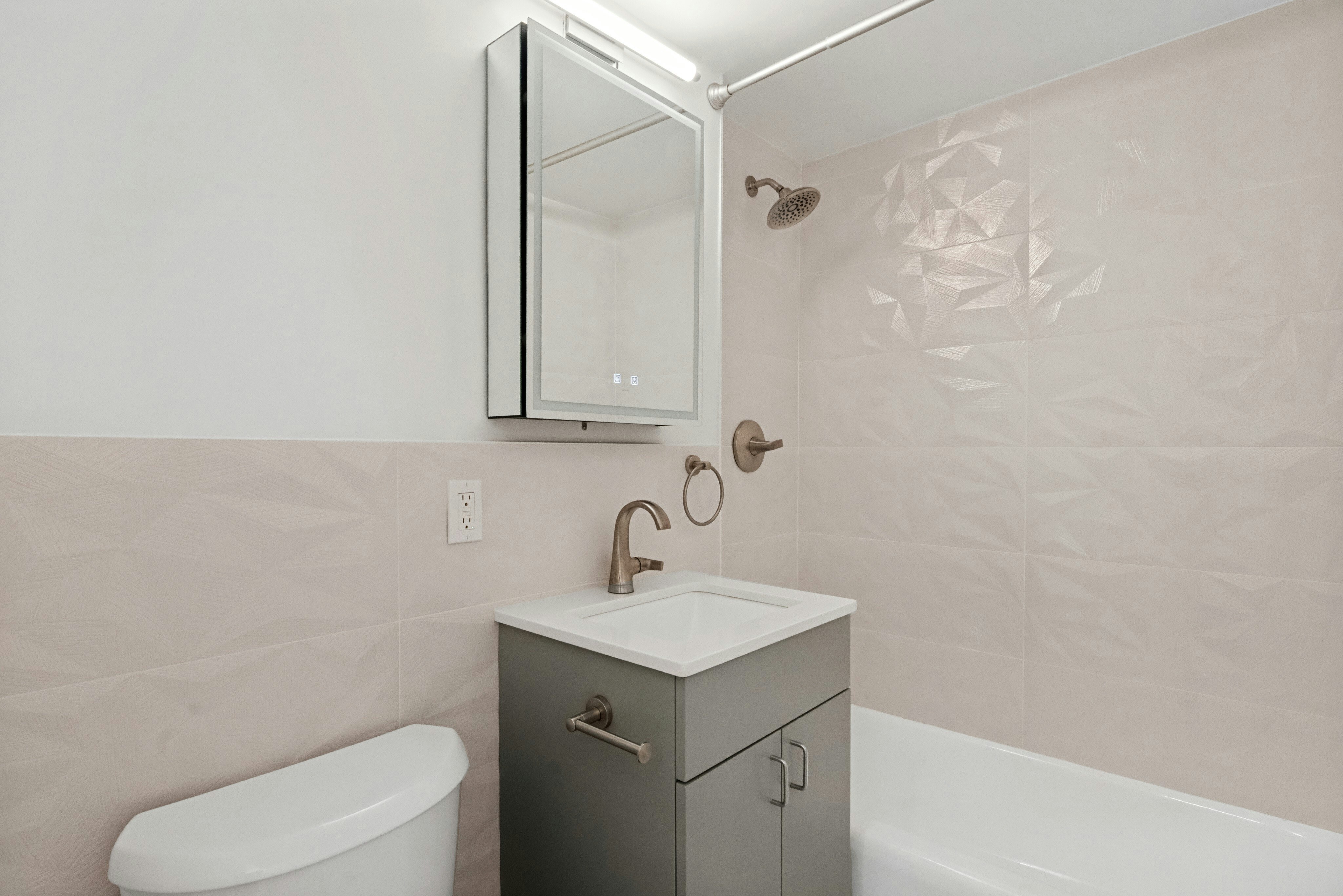  4705 Henry Hudson Parkway, Bronx, NY 10471 - 物件實景
