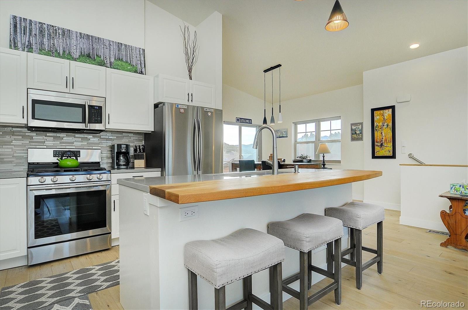 Salida, Colorado, 81201, United States, 3 Bedrooms Bedrooms, ,1 BathroomBathrooms,Residential,For Sale,1921932