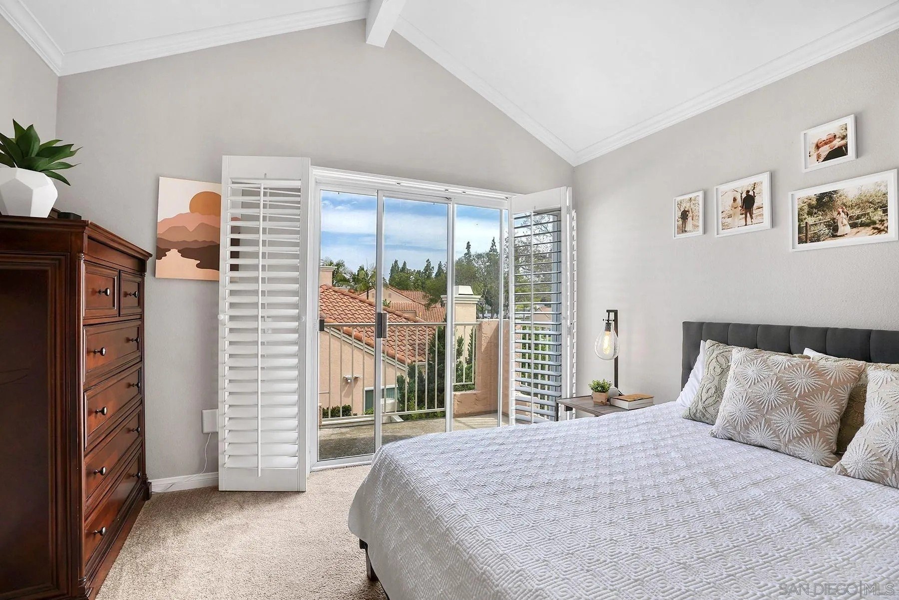Chula Vista, California, 91913, United States, 3 Bedrooms Bedrooms, ,3 BathroomsBathrooms,Residential,For Sale,1890929