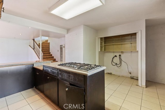 Los Angeles, California, 90003, United States, 3 Bedrooms Bedrooms, ,Residential,For Sale,1977735