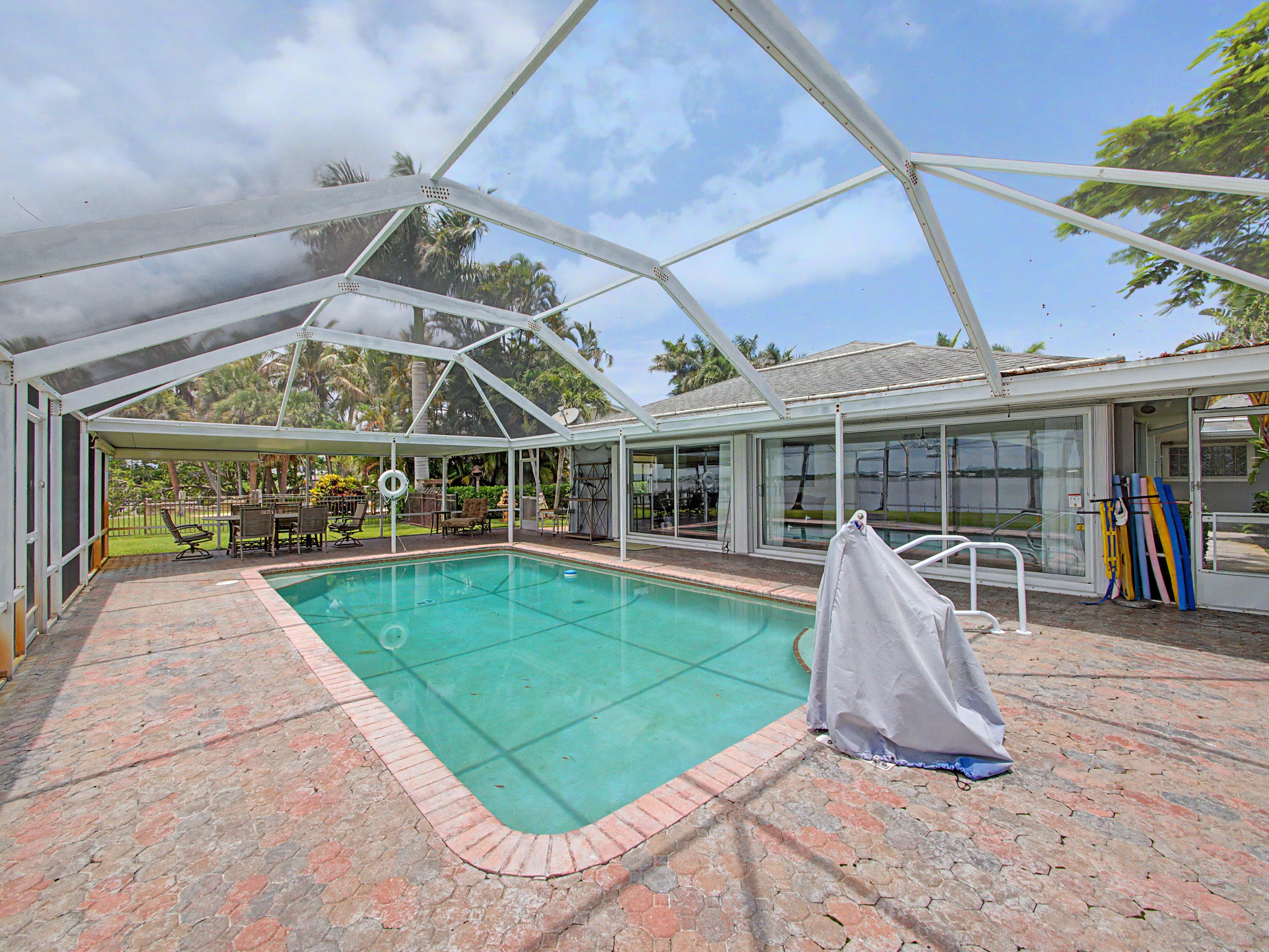  1910 NW Cove Circle, Stuart, FL, 34994 - 物件實景