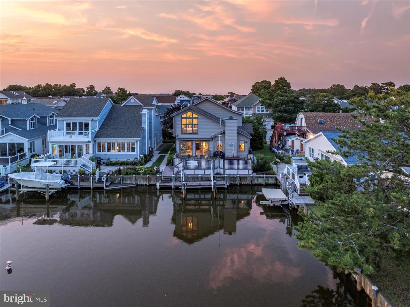 Ocean City, Maryland, 21842, United States, 4 Bedrooms Bedrooms, ,3 BathroomsBathrooms,Residential,For Sale,1942171