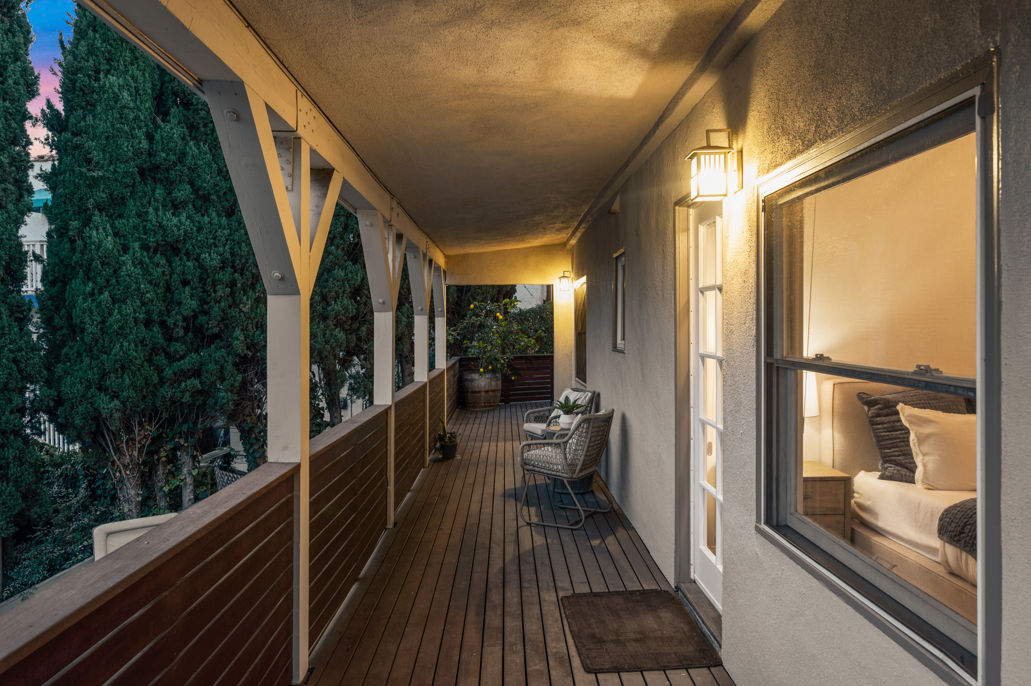 1662 Rotary Drive, Los Angeles, CA 90026 - 物件實景