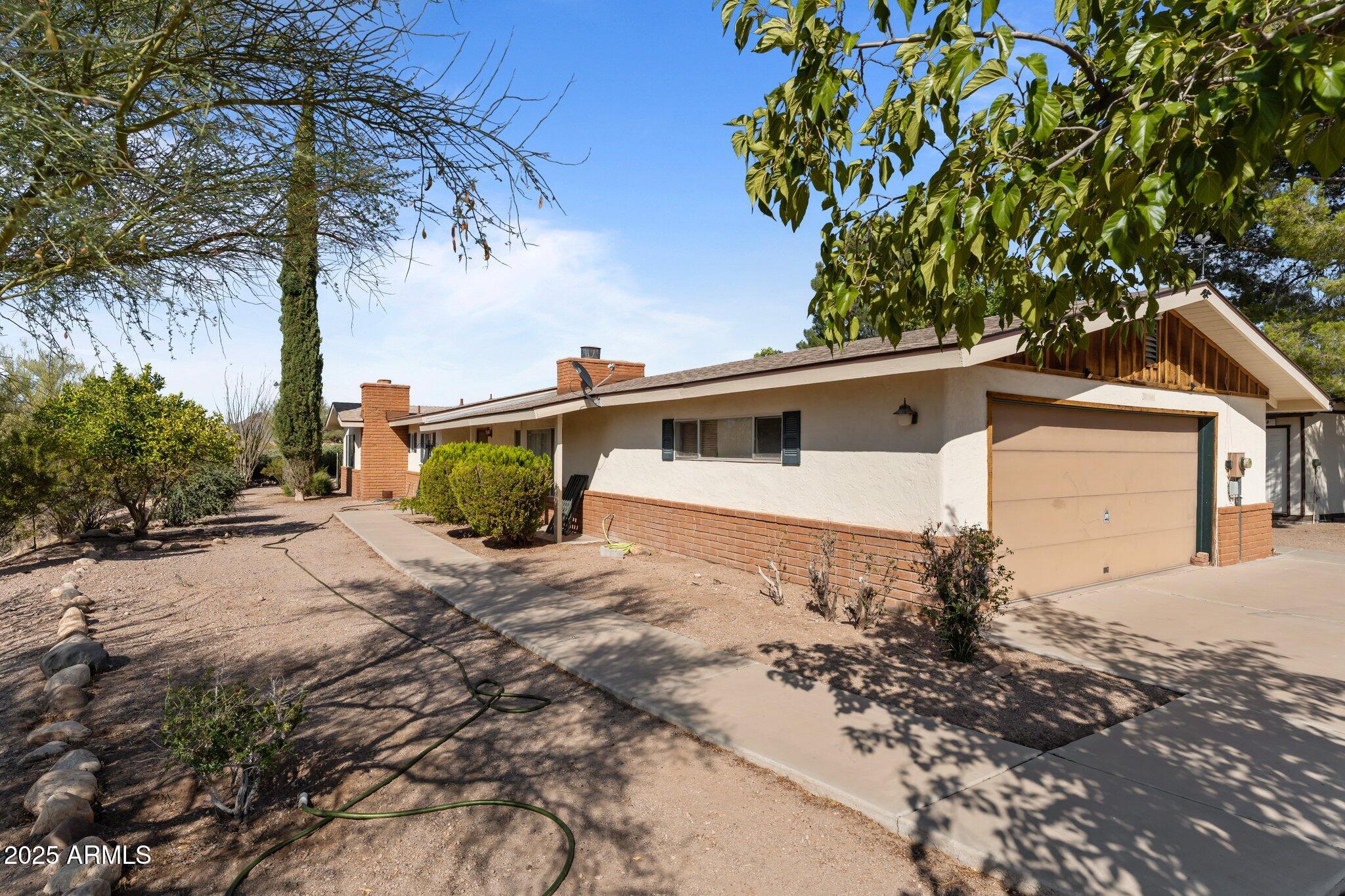 Wickenburg, Arizona, 85390, United States, 4 Bedrooms Bedrooms, ,2 BathroomsBathrooms,Residential,For Sale,1983414