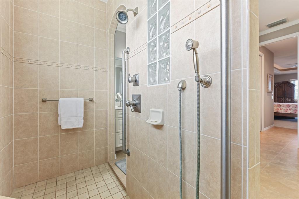 Punta Gorda, Florida, 33955, United States, 3 Bedrooms Bedrooms, ,2 BathroomsBathrooms,Residential,For Sale,1982599