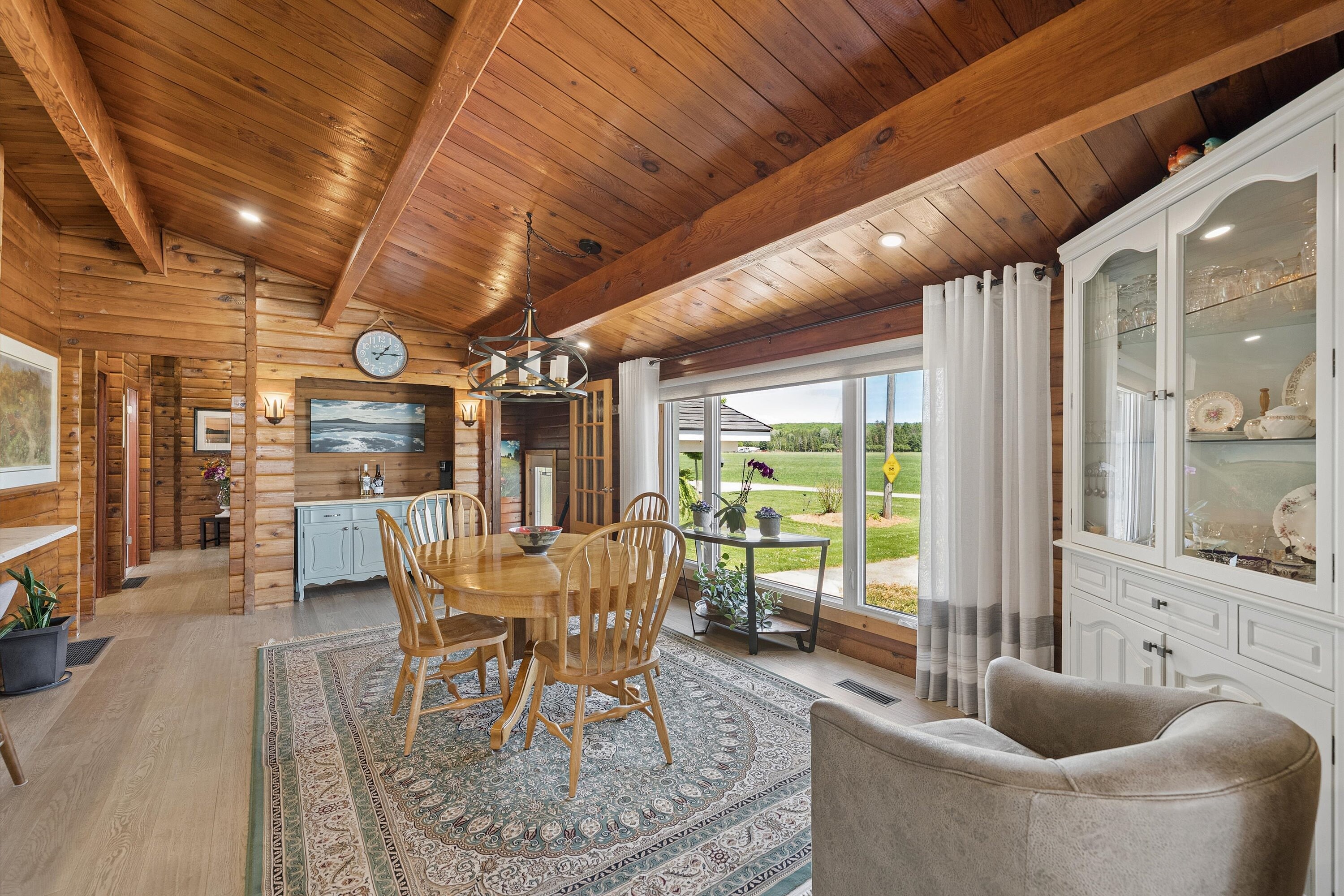  Luxury Lakefront Estate - 物件實景