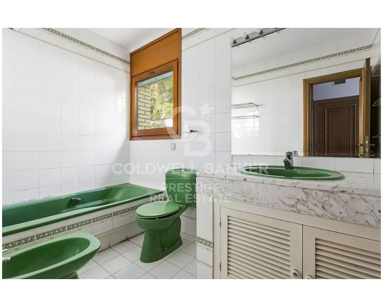 Barcelona, Esplugues de Llobregat, La Miranda - Ci, Esplugues de Llobregat, Catalonia, ES, 5 Bedrooms Bedrooms, ,4 BathroomsBathrooms,Residential,For Sale,Barcelona, Esplugues de Llobregat, La Miranda - Ci,1612405