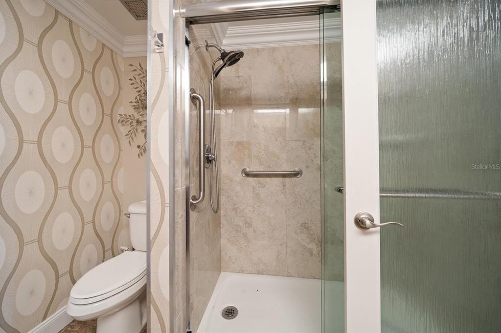 Belleair, Florida, 33756, United States, 2 Bedrooms Bedrooms, ,2 BathroomsBathrooms,Residential,For Sale,1993557