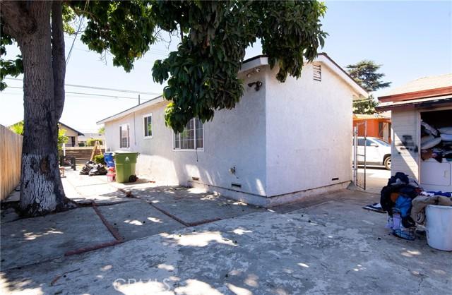 Los Angeles, California, 90002, United States, 3 Bedrooms Bedrooms, ,1 BathroomBathrooms,Residential,For Sale,1909715