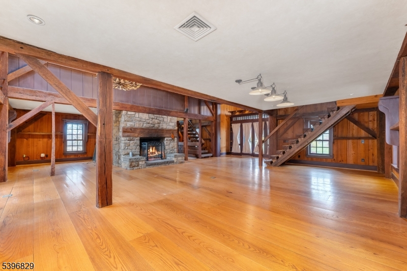 Union Twp., New Jersey, 08827, United States, 6 Bedrooms Bedrooms, ,6 BathroomsBathrooms,Residential,For Sale,1991066