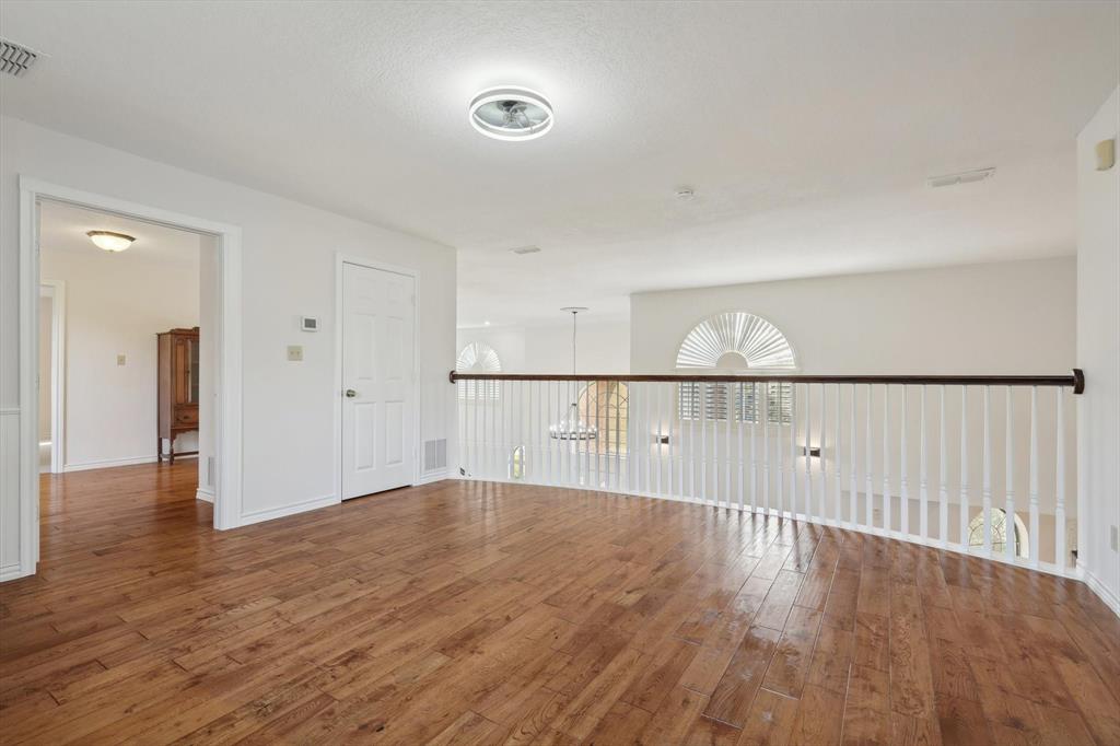 Pilot Point, Texas, 76258, United States, 4 Bedrooms Bedrooms, ,4 BathroomsBathrooms,Residential,For Sale,1974157