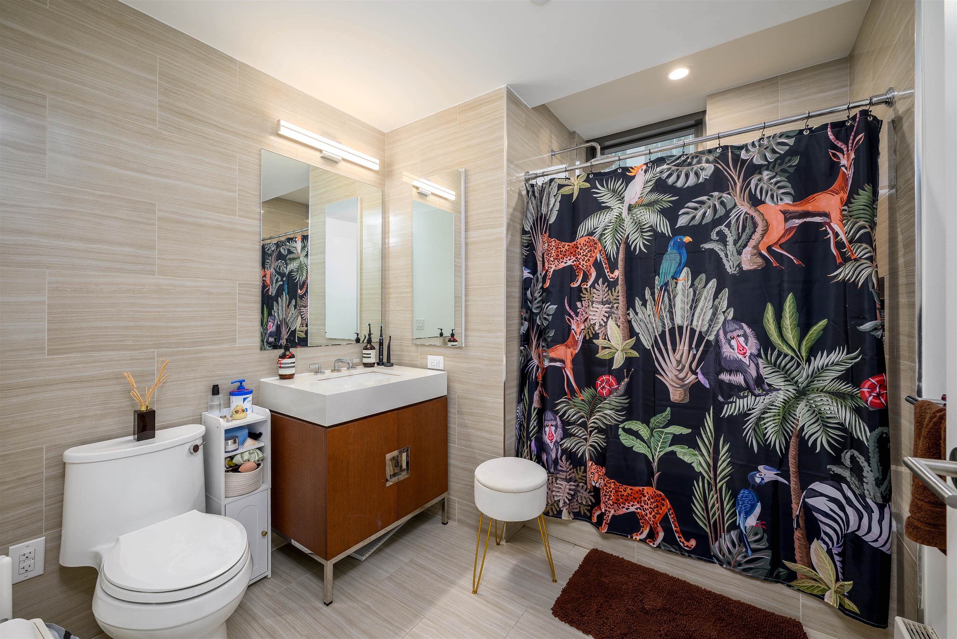 Jersey City, New Jersey, 07302, United States, ,1 BathroomBathrooms,Residential,For Sale,1987904