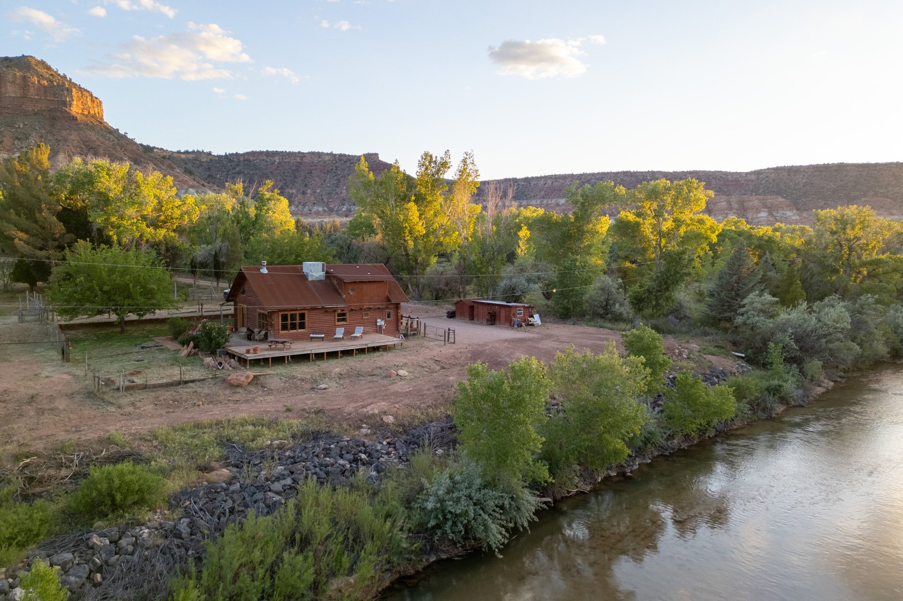 Hidden Oasis Along the River in Rockville, UT - 物件實景